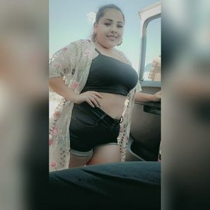 Meet your Posher, Amparo